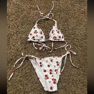 Tie Side Halter Triangle Bikini Swimsuit💜 Roses-Medium NWOT